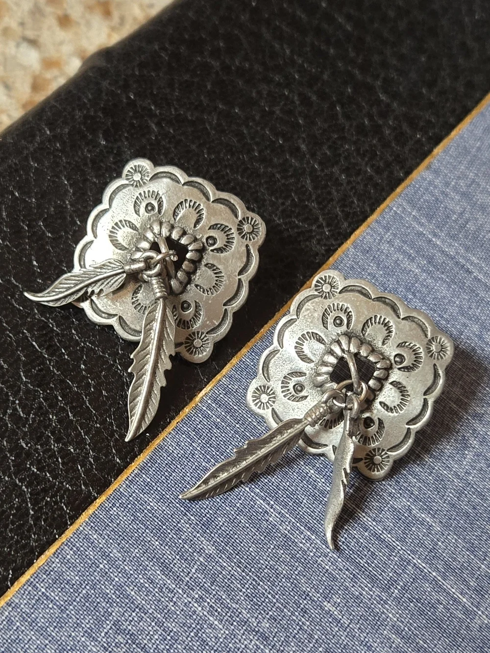 Vintage JJ Jonette Sliver Tone Metal Flowwr Feather Earrings